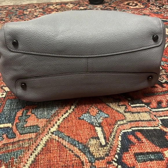 Coach Hadley Hobo 21 - Picture 6 of 15